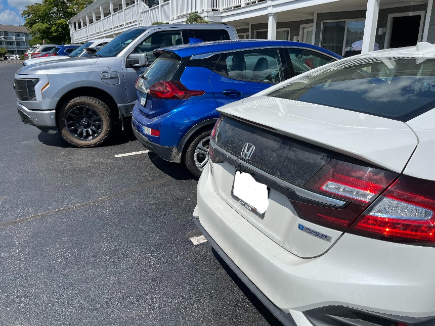 Due To Political Divisions, The Public Remains Unaware Of How EVs Are Gaining Popularity – CleanTechnica